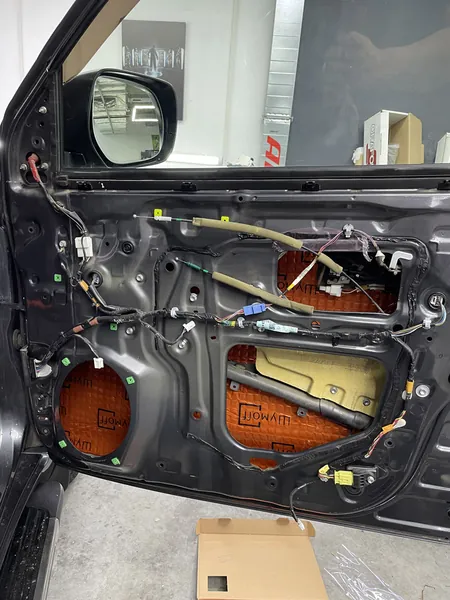 Шумоизоляция Toyota Land Cruiser 200, фото 14